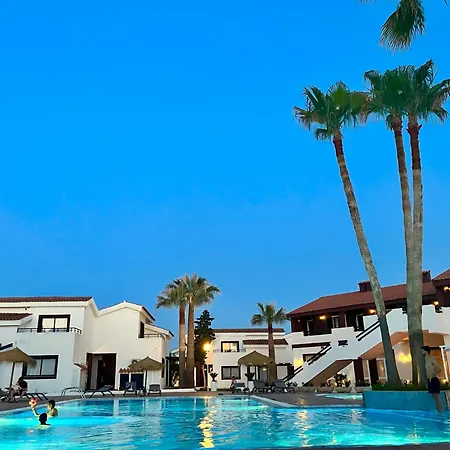 Nuramar Aparthotel
