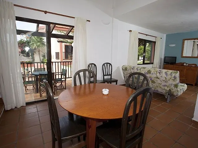 公寓式酒店 Nuramar 卡兰博希