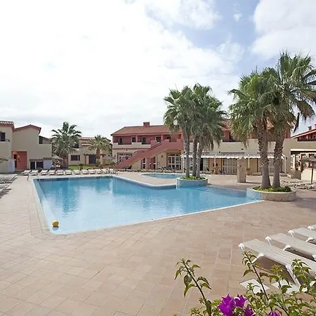 Nuramar Aparthotel