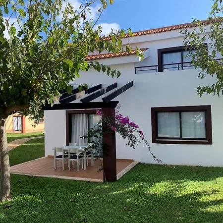Nuramar Aparthotel